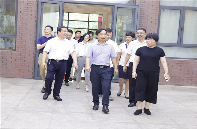 н־ֳ¥ΰWilliamϣڹѧУ߷õ