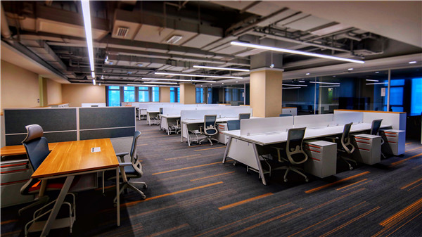 1611018818855271HiQN.jpg 办公区域1.jpg