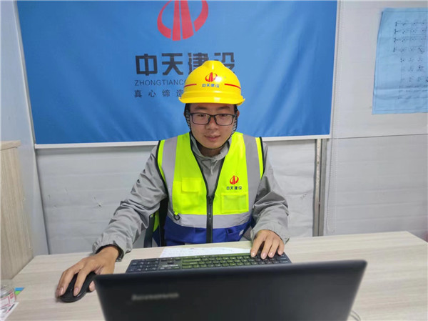 1655172660652697Ehj4.jpg dbc983a51be8dbbcd87456429a09601_¸±±¾.jpg