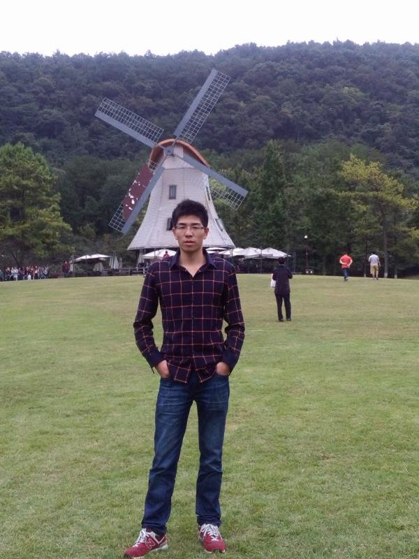 1676269399591855c31v.jpg 毛彦东生涯照.jpg