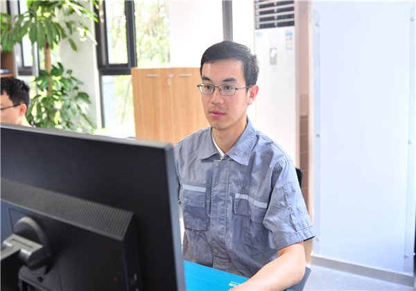 1679296025622240ORpU.jpg e142c36507a8da9821f8a8fbb87cc8d_¸±±¾.jpg