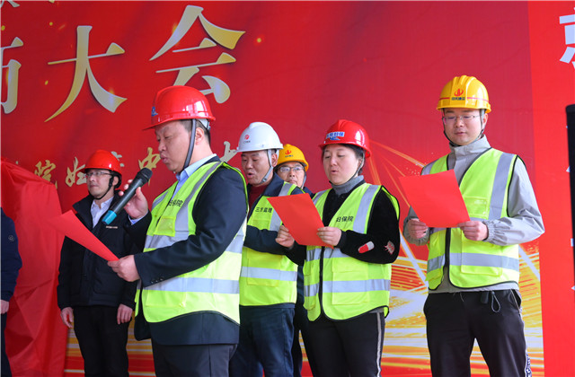 WilliamϣһиԺĴ¥깤ʱʦ˳